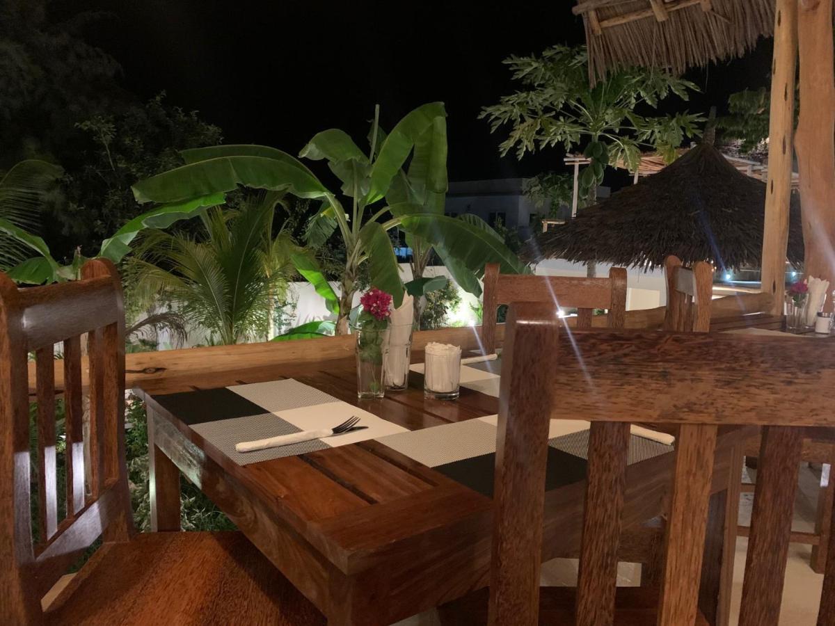 Zanzibar Tropical Sunset Boutique Hotel - Adults Only Kiwengwa  Exterior foto
